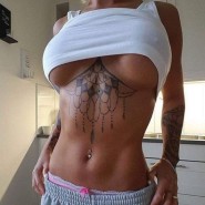 Обнаженные девушки с тату