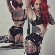 Обнаженные девушки с тату