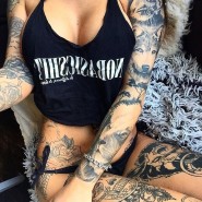 Красивые и голые с тату