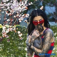 Красивые и голые с тату