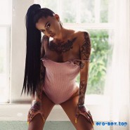 Обнаженные девушки с тату