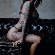 Обнаженные девушки с тату