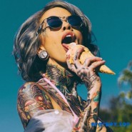 Обнаженные девушки с тату