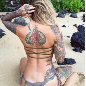 Татуированная нагота