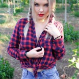 Yulia Ezerskaya (Юлия Езерская)