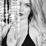 Yulia Ezerskaya (Юлия Езерская)