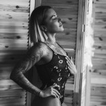 Эльвира Нэльсон