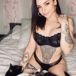 Неформальные и голые дамы