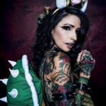 Неформальные и голые дамы