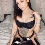 Неформальные и голые дамы