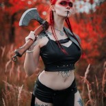 Неформальные и голые дамы